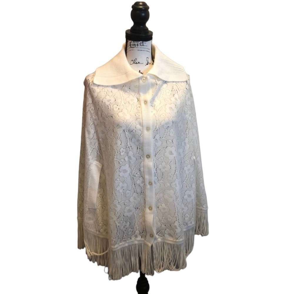 Vintage Cardigan Shawl White Size Medium Collar Wedding Fringe cottagecore boho